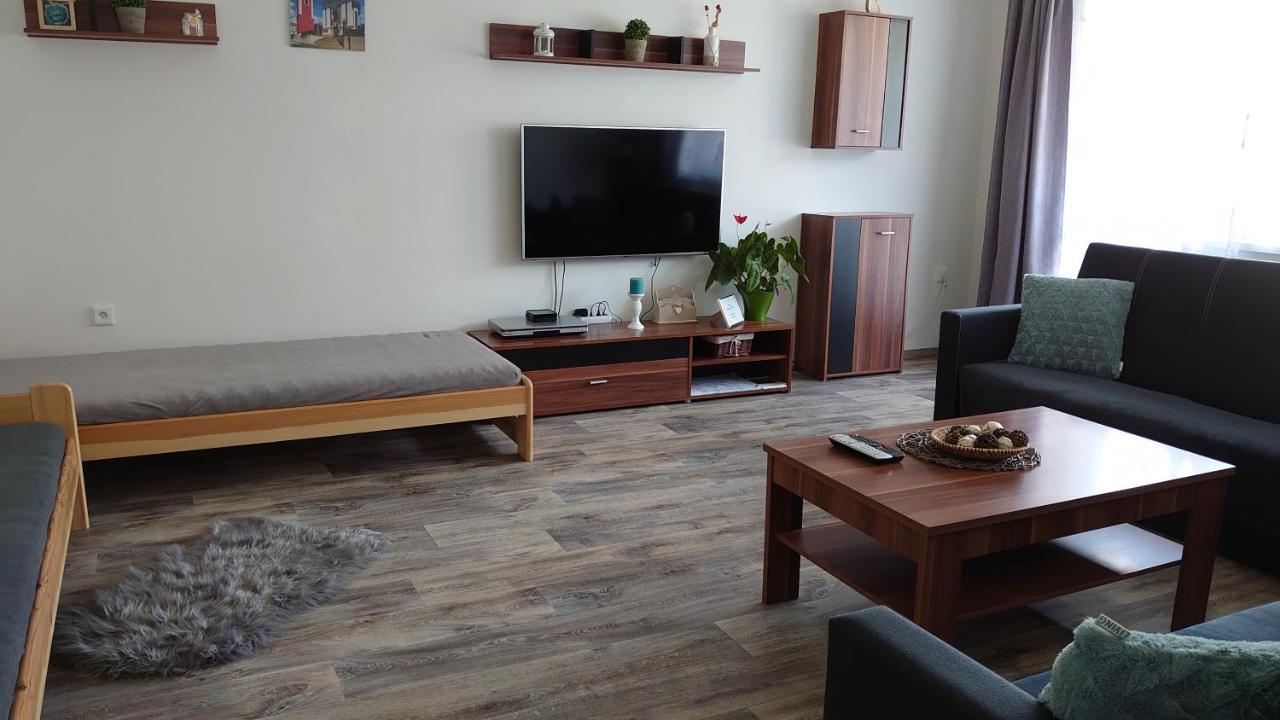 Appartement Privat 347 à Broumov Extérieur photo