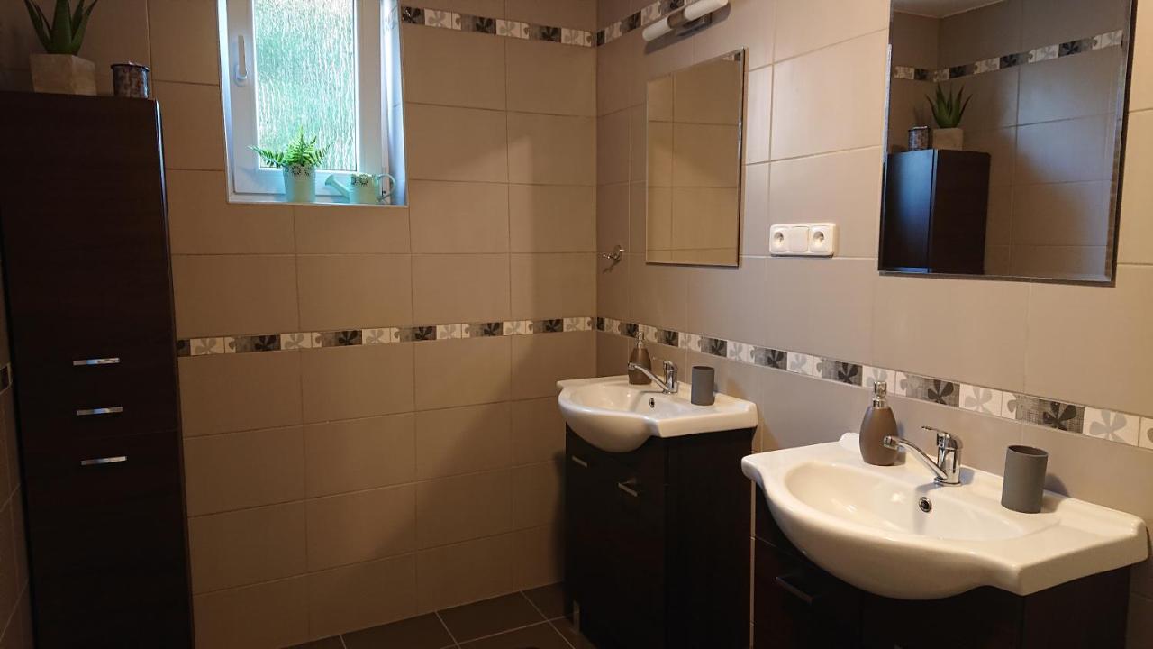 Appartement Privat 347 à Broumov Extérieur photo